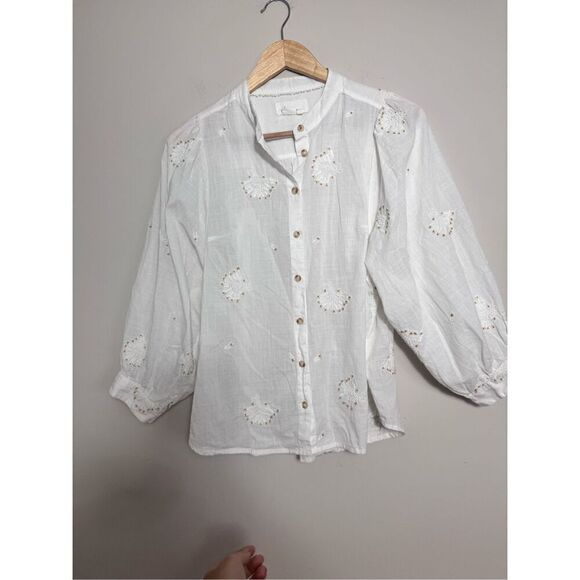 Anthropology beaded shell white casual button down blouse sz S - Picture 1 of 10